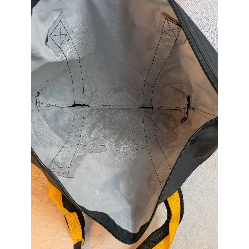 Bill Blass Duffel Tote Bag Travel Weekend Large